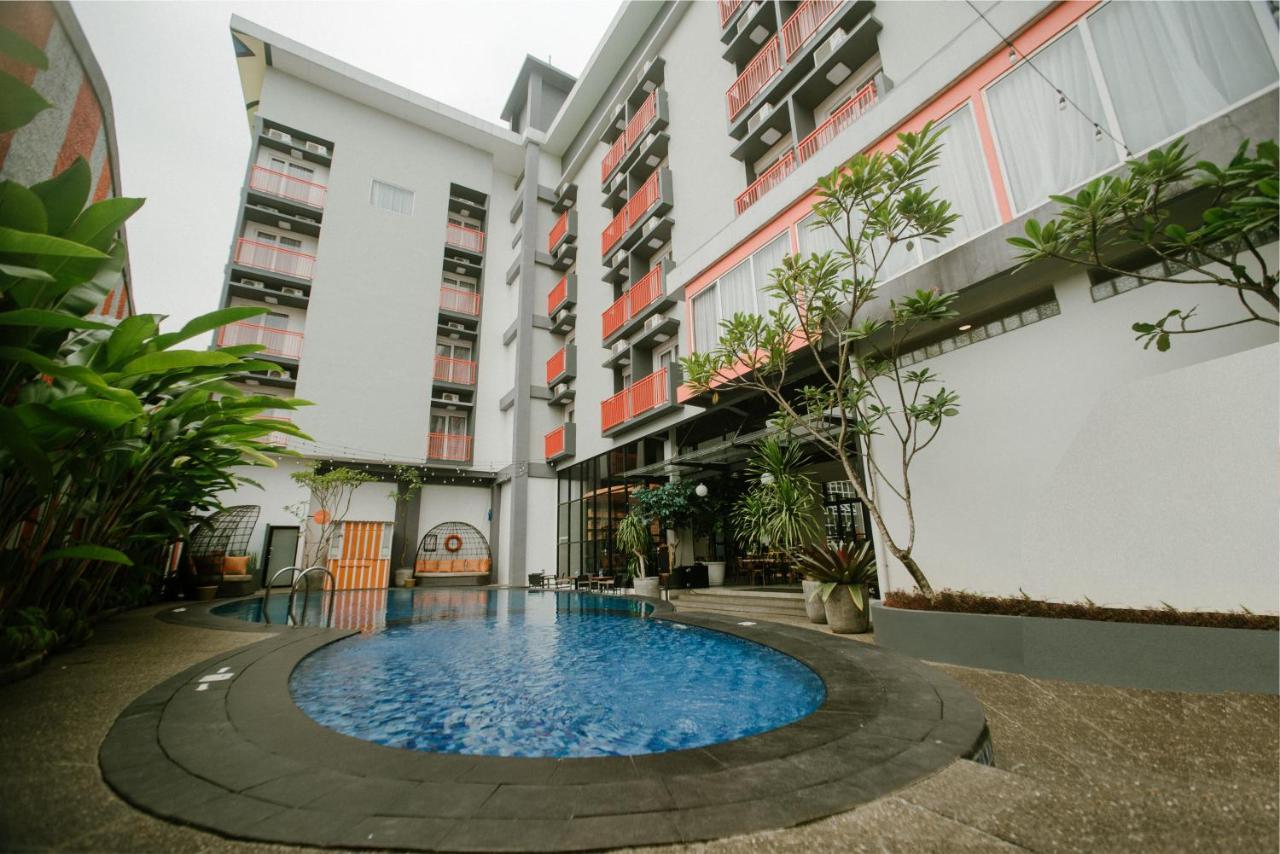 The Bountie Hotel And Convention Centre Sukabumi Dış mekan fotoğraf