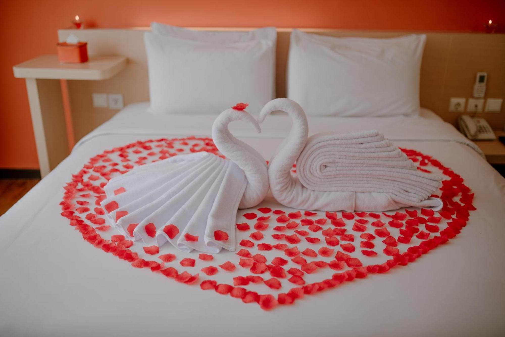 The Bountie Hotel And Convention Centre Sukabumi Dış mekan fotoğraf