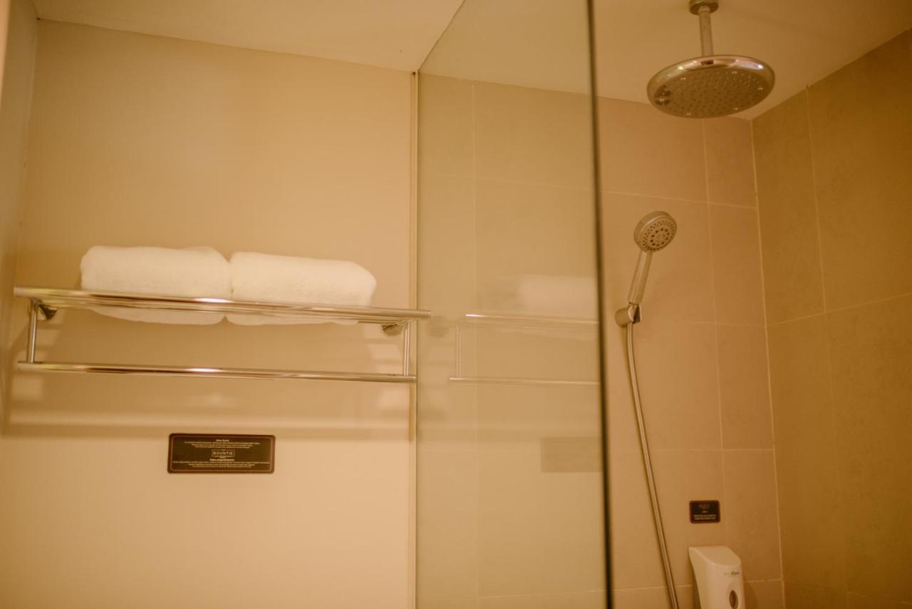 The Bountie Hotel And Convention Centre Sukabumi Dış mekan fotoğraf